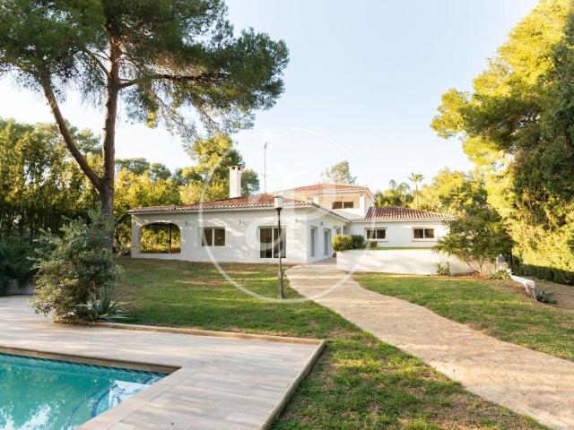 Chalet en venta en Urbanización El Bosque, La Hoya de Buñol