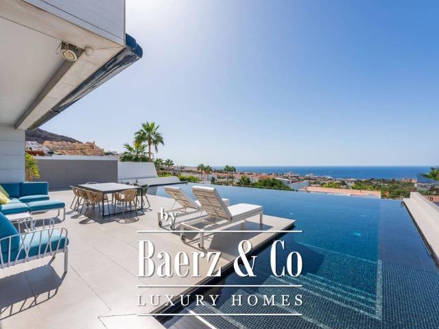 Chalet en venta en San Eugenio Bajo, Adeje