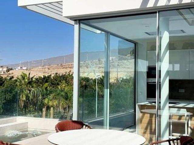 Chalet en venta en La Caldera, Adeje