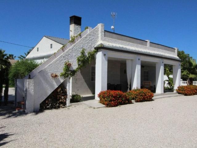 Chalet en venta en Dones de les Palmes, el Baix Vinalopó