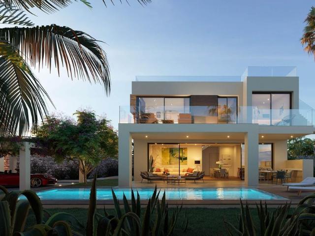 Chalet en venta en Monte Biarritz, Costa del Sol Occidental