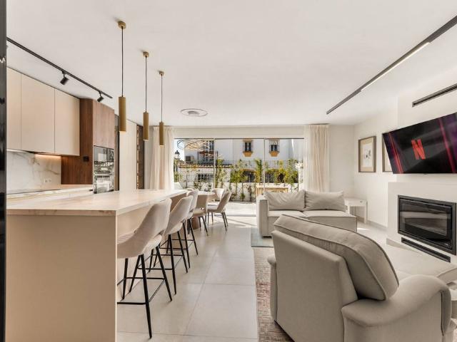 Chalet en venta en Barriada Islas Canarias, Costa del Sol Occidental