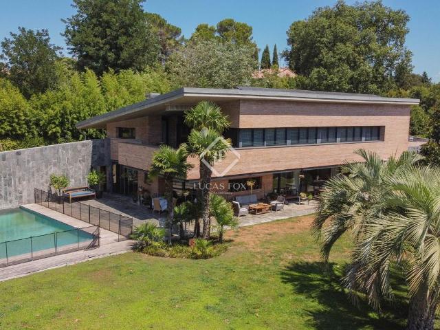 Villa en venta en Girona