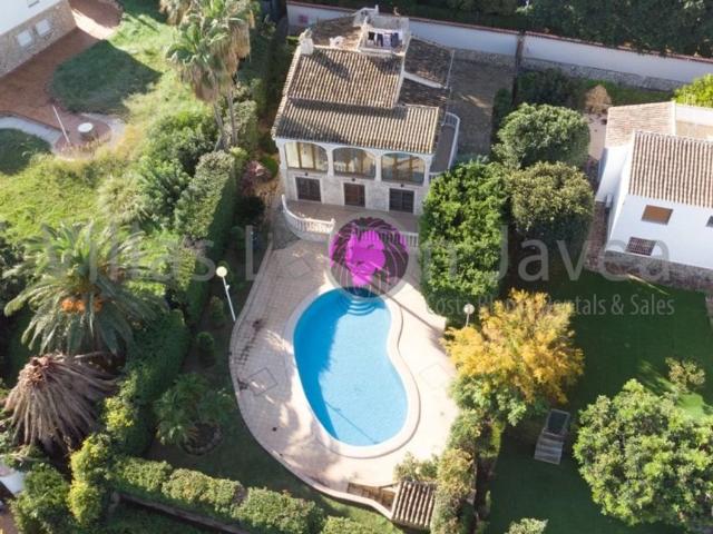 Villa en venta en Jávea, Urbanització La Finca