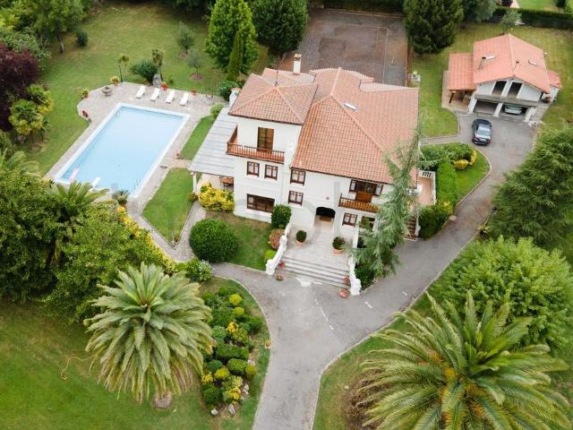 Chalet en venta en Liendo, Cantabria