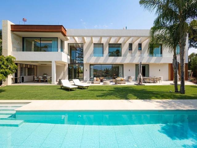 Chalet en venta en Rio Real, Costa del Sol Occidental