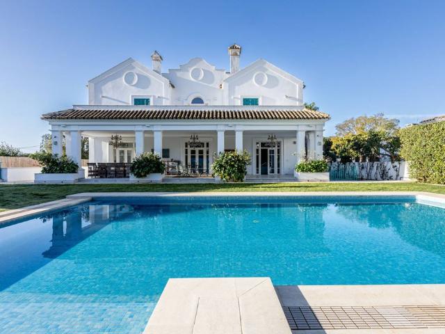 Villa en venta en Marbella, Casco antiguo