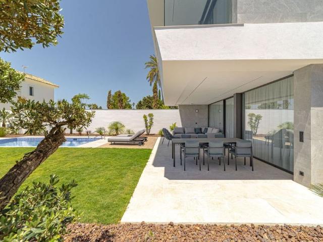 Chalet en venta en Guadalmina, Costa del Sol Occidental