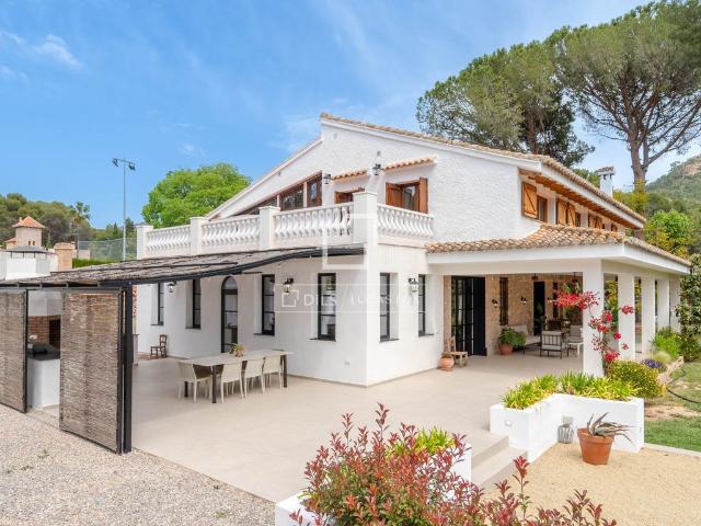 Chalet en venta en el Camp de Túria, Valencia