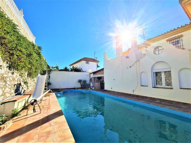 Chalet en venta en Nueva Andalucía, Costa del Sol Occidental