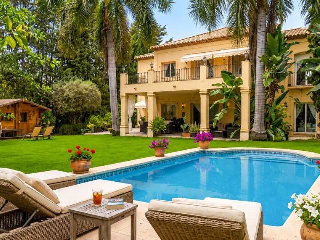 Chalet en venta en Nueva Andalucía, Costa del Sol Occidental