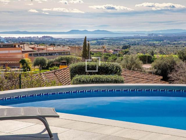 Chalet en venta en Alt Empordà, Catalunya
