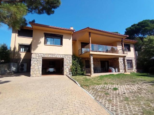 Chalet en venta en San Martín De Valdeiglesias, Madrid