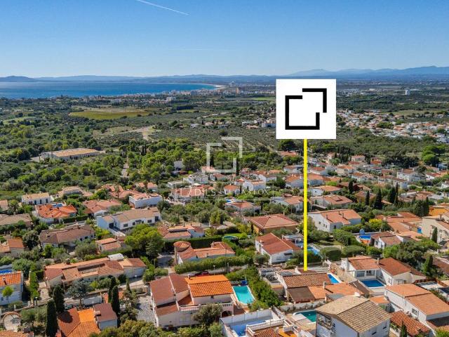 Chalet en venta en Roses, Girona