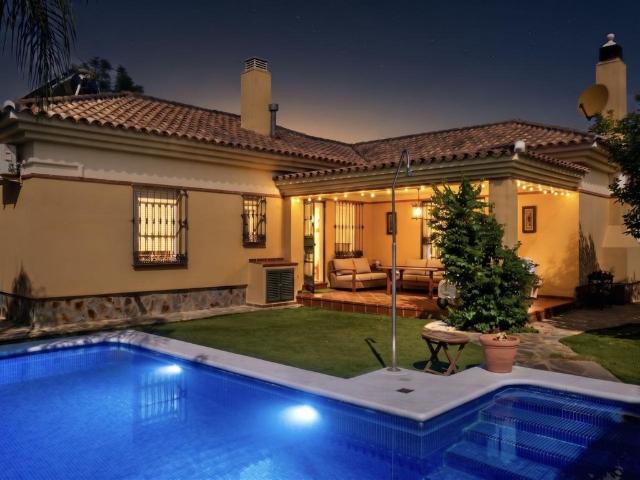 Chalet en venta en Olivar de Quintos, Dos Hermanas