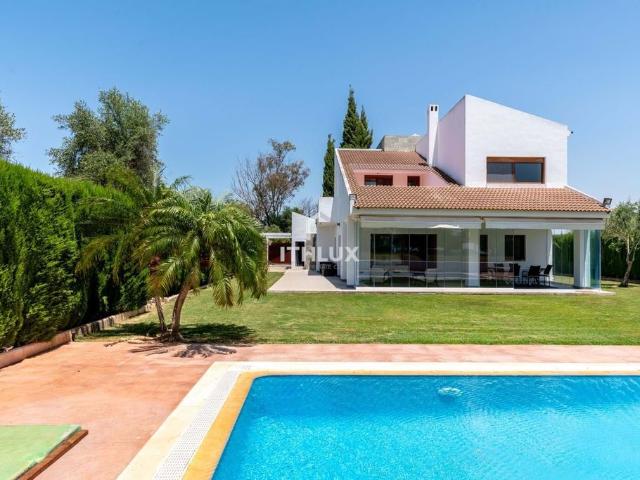 Villa en venta en Sevilla, Las Minas