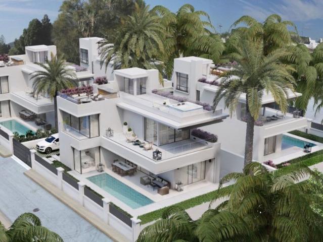 Villa en venta en Málaga, Urbanización Los Verdales