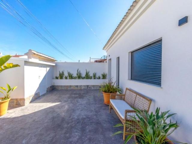 Chalet en venta en Urbanización El Chaparral, el Baix Segura / La Vega Baja