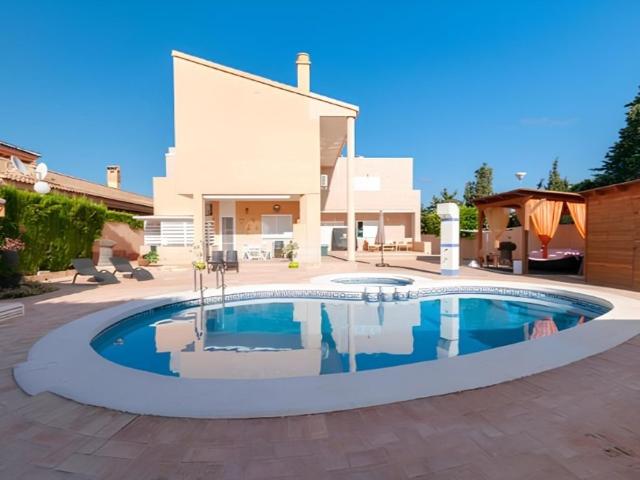 Chalet en venta en La Mata, el Baix Segura / La Vega Baja