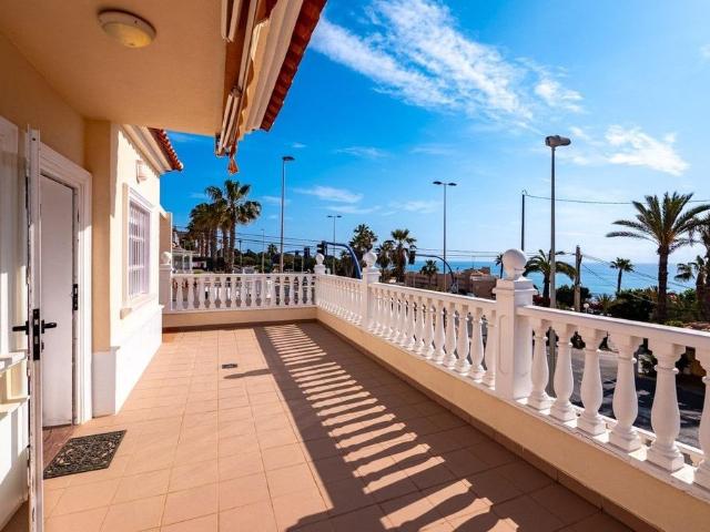 Chalet en venta en Cabo Cervera-Playa la Mata, el Baix Segura / La Vega Baja