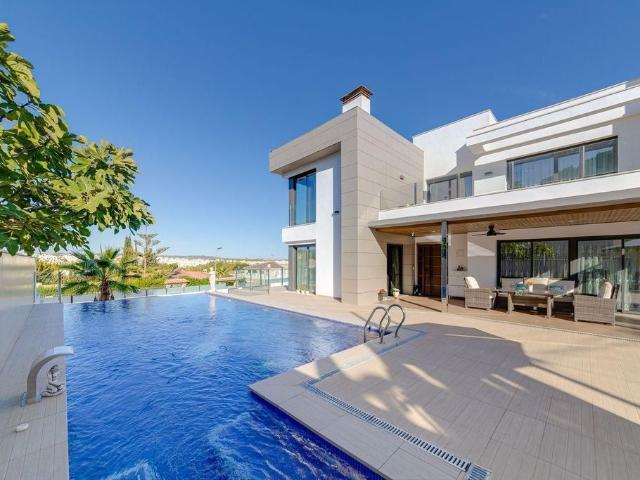 Chalet en venta en Urbanización Los Balcones, el Baix Segura / La Vega Baja