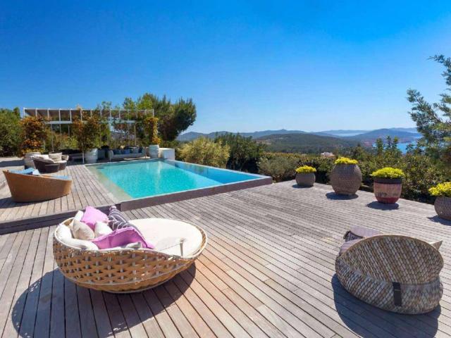 Villa en alquiler en Baleares