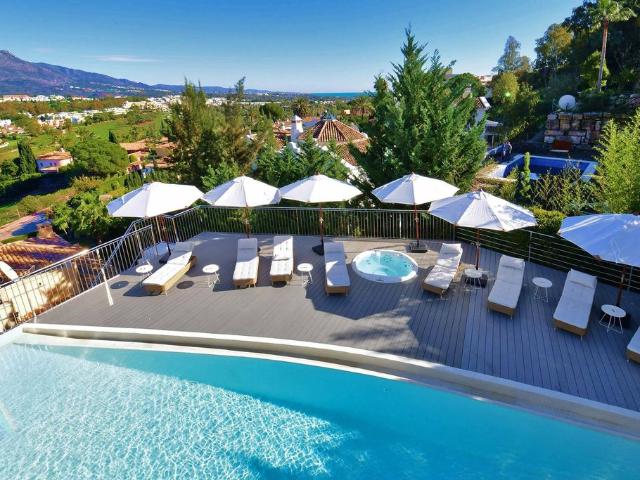 Chalet en alquiler en Nueva Andalucía, Costa del Sol Occidental
