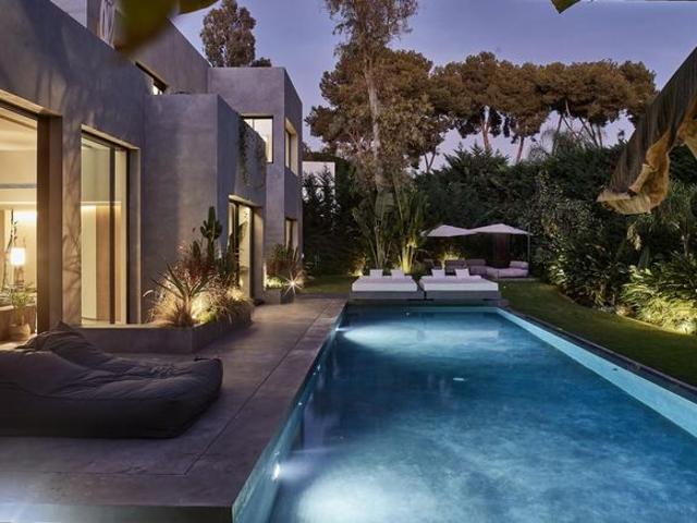 Villa en alquiler en Marbella, Elviria