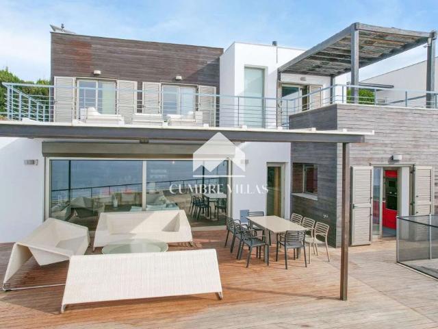 Chalet en venta en Panorama de Curumbico, Almuñécar