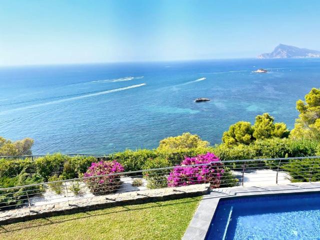 Villa en venta en Altea, Urbanización El Mirador de la Galera