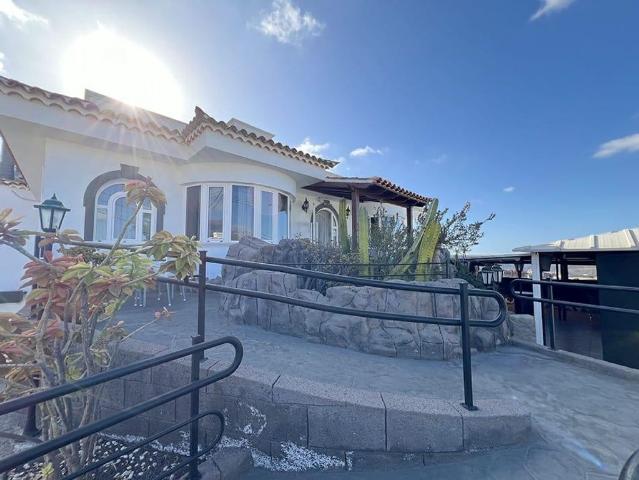 Chalet en venta en El Bebedero, Arona
