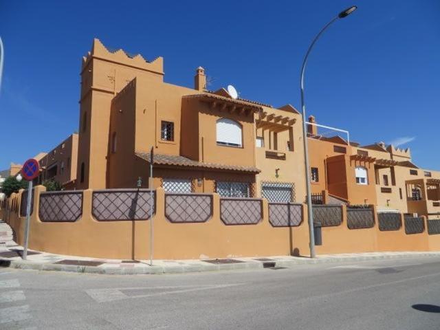 Chalet en venta en Torre de Benagalbón, La Axarquía