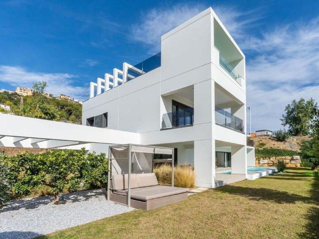 Chalet en venta en La Sierrezuela, Costa del Sol Occidental