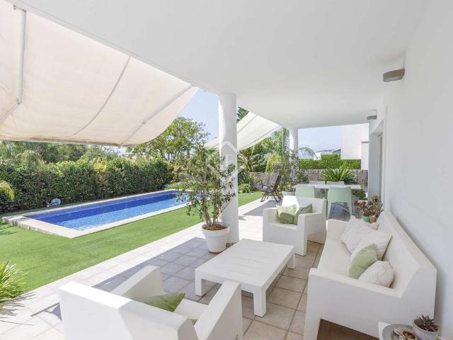 Villa en venta en Bétera