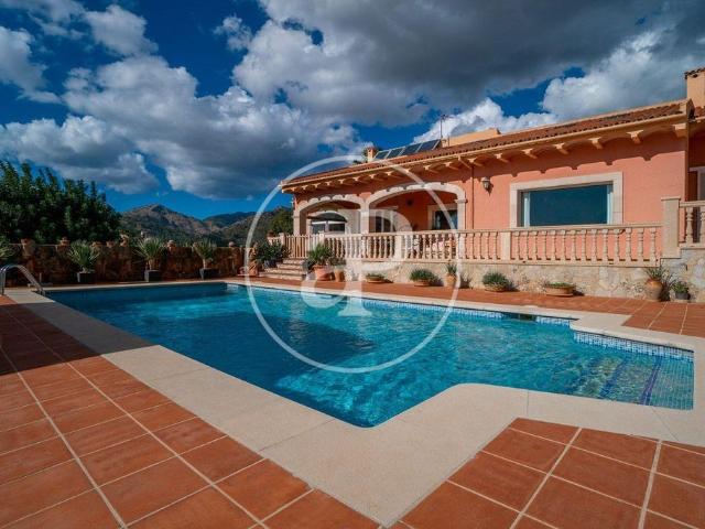 Villa en venta en Bunyola, Sa Coma