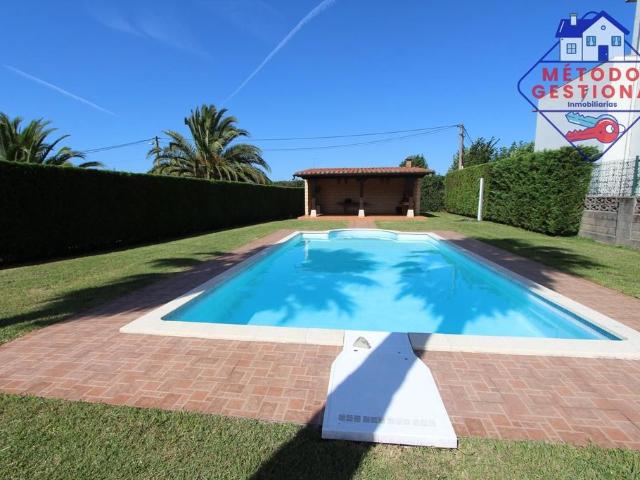 Chalet en venta en Revilla, Camargo
