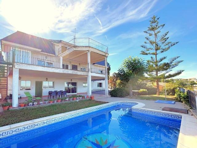 Chalet en venta en Urbanización Cumbres de Calicanto, La Hoya de Buñol