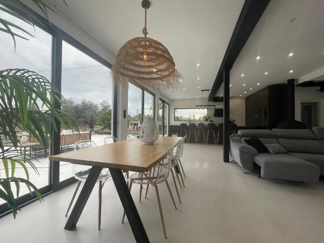 Chalet en venta en Atzavares, el Baix Vinalopó