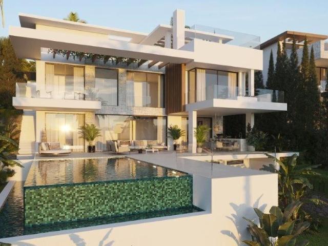 Villa en venta en Estepona, Barriada Blas Infante