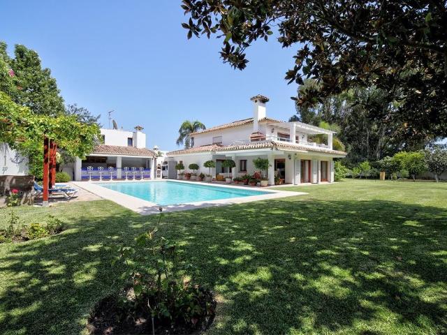 Chalet en venta en Resinera-Voladilla, Costa del Sol Occidental