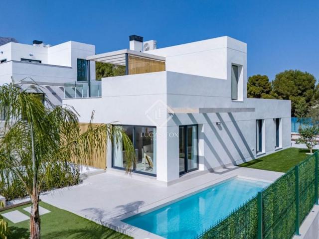 Chalet en venta en la Marina Baixa, Valencia