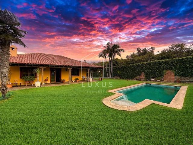 Villa en venta en La orotava, San Bartolomé