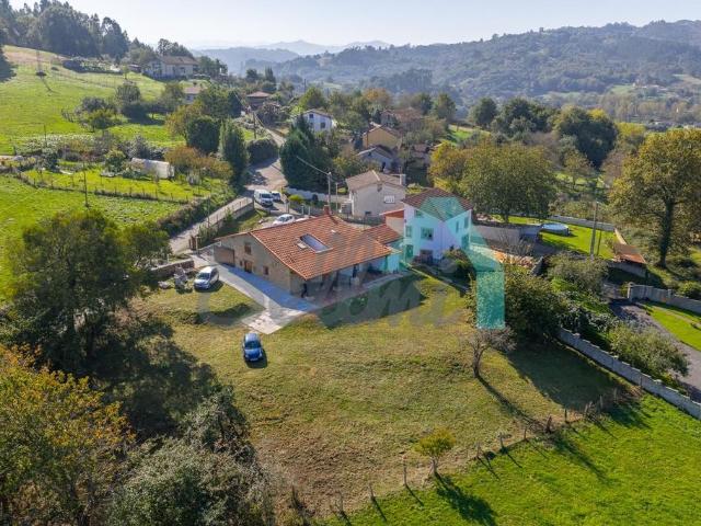 Chalet en venta en Siero, Asturias