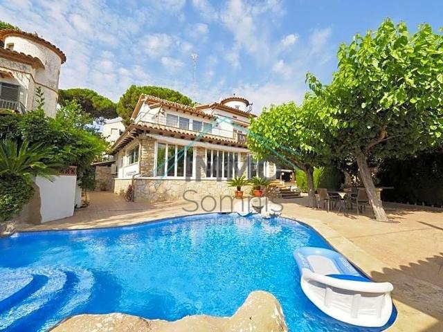 Chalet en venta en Alt Empordà, Catalunya