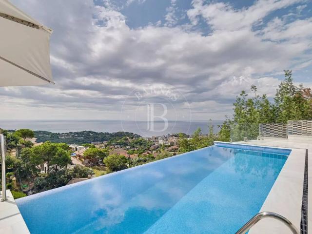 Villa en venta en Lloret De Mar