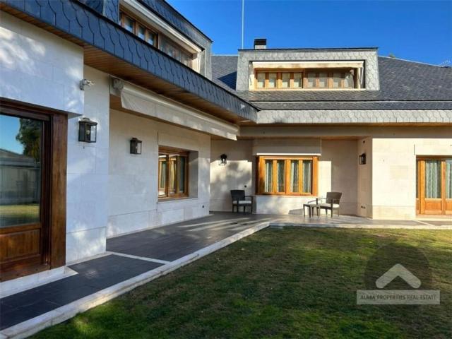 Chalet en venta en Hortaleza, Madrid