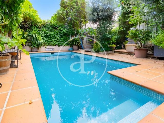 Chalet en venta en Chamartín, Madrid
