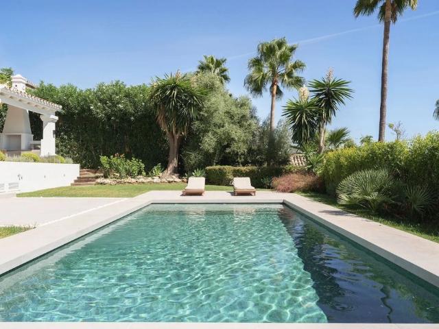 Chalet en venta en Cerros del Lago, Sierra de las Nieves