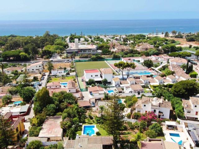 Chalet en venta en Rícmar, Costa del Sol Occidental