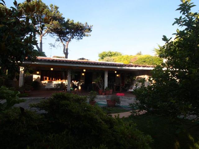 Chalet en venta en Panxón, Vigo